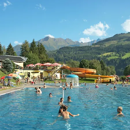 公寓 Grandview Collection Luxus-wohnung In By Interhome